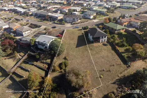 Property photo of 44-46 Crandon Crescent Newnham TAS 7248