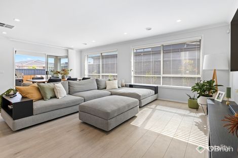 Property photo of 120 Farm Road Werribee VIC 3030