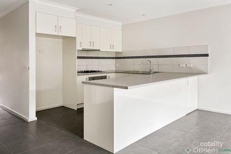 Property photo of 3/4 Hearn Street Drouin VIC 3818