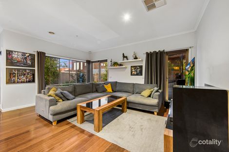 Property photo of 99 Hillcrest Drive Hillside VIC 3037
