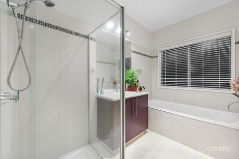 Property photo of 99 Hillcrest Drive Hillside VIC 3037
