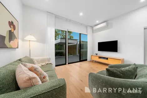 Property photo of 62 Galileo Gateway Bundoora VIC 3083