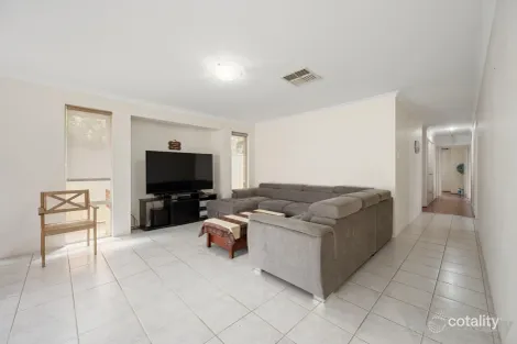 Property photo of 2/2 Planetree Pass Canning Vale WA 6155