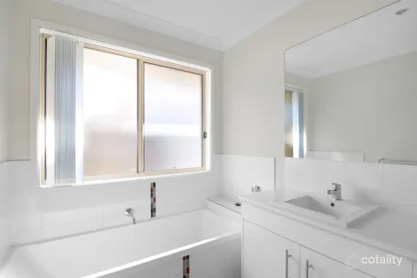 Property photo of 15 Paradise Place Upper Kedron QLD 4055
