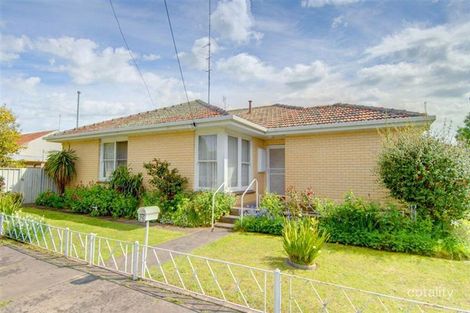 25 Browns Pde, Wendouree, VIC 3355