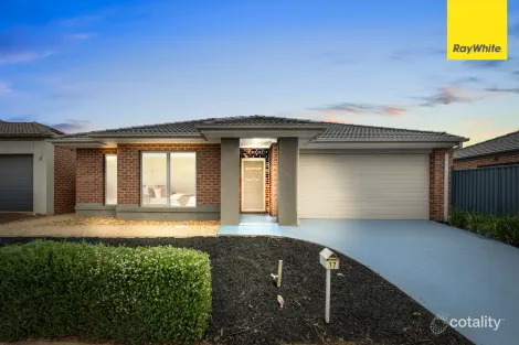 Property photo of 17 Pinnibar Way Weir Views VIC 3338