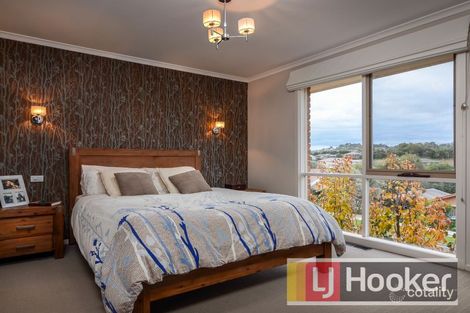 Property photo of 5 Lawrence Drive Berwick VIC 3806