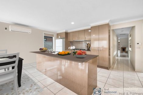 Property photo of 18 Scullin Street Cranbourne East VIC 3977