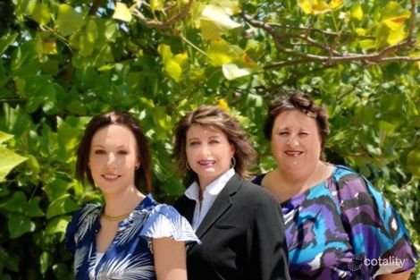 1 Glenburnie Ave, Northfield, SA 5085