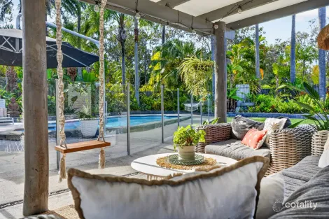 17 Wellington Cres, Wondunna, QLD 4655