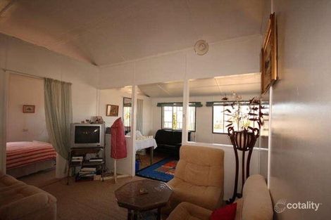 Property photo of 7 Crichton Street Sarina Beach QLD 4737