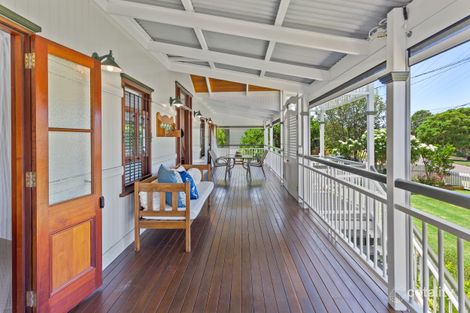 Property photo of 52 Gordon Parade Manly QLD 4179