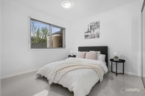 Property photo of 2/210 Great Western Highway Westmead NSW 2145