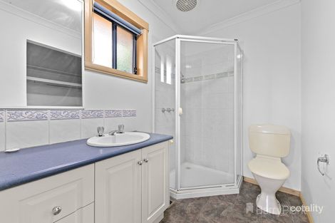 Property photo of 72 Hancock Drive Berwick VIC 3806