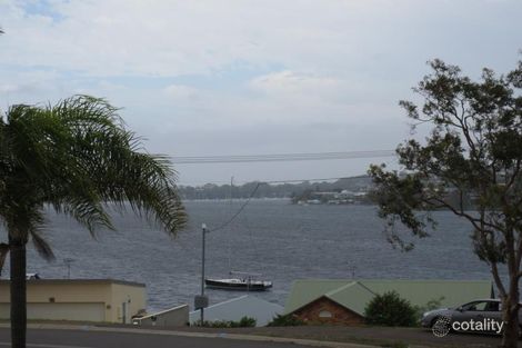 Property photo of 65 Sealand Road Fishing Point NSW 2283