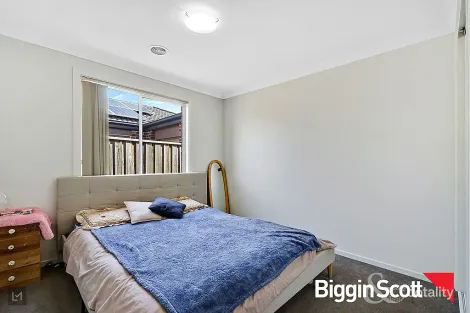 Property photo of 76 Tyler Crescent Tarneit VIC 3029