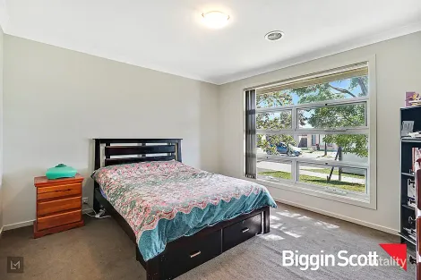Property photo of 76 Tyler Crescent Tarneit VIC 3029