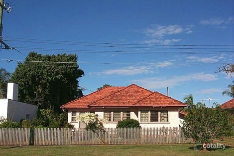 35 Eversleigh Rd, Scarborough, QLD 4020