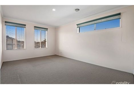 Property photo of 16 Scarlet Drive Bundoora VIC 3083