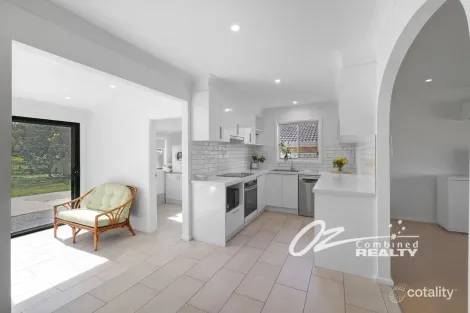 Property photo of 54 The Park Drive Sanctuary Point NSW 2540