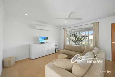 Property photo of 54 The Park Drive Sanctuary Point NSW 2540