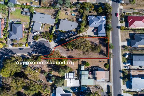Property photo of 9 Fenton Court Howden TAS 7054
