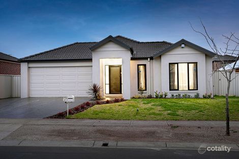 Property photo of 47 Hunts Cross Way Caroline Springs VIC 3023