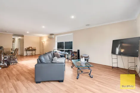 Property photo of 10 Merlot Lane Point Cook VIC 3030