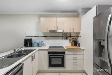 Property photo of 9 Wattle Grove Boronia Heights QLD 4124