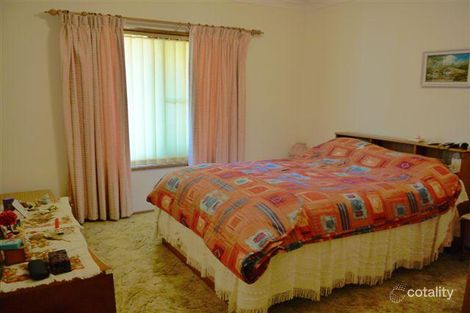 Property photo of 13 Northwind Avenue Point Clare NSW 2250