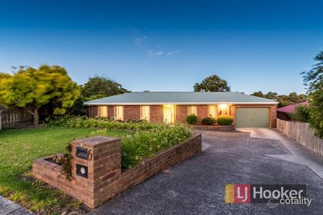 Property photo of 6 McInnes Court Pakenham VIC 3810