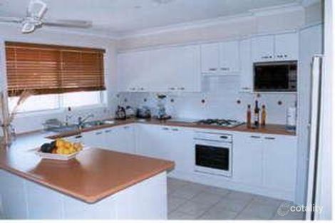 Property photo of 15 Hilltop Avenue Currans Hill NSW 2567