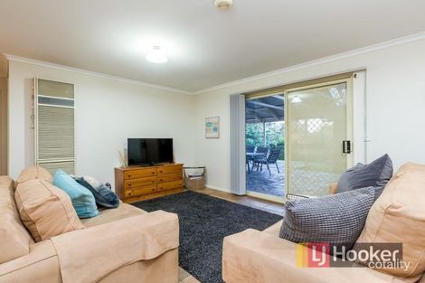 Property photo of 6 McInnes Court Pakenham VIC 3810