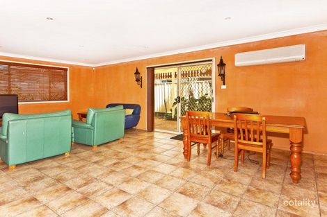 Property photo of 10 Tilpa Place Hoxton Park NSW 2171