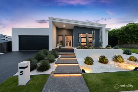 5 Theatre Pl, Thrumster, NSW 2444