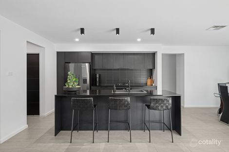 Property photo of 5 Theatre Place Thrumster NSW 2444