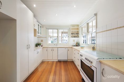 Property photo of 37 Irymple Avenue Kew East VIC 3102