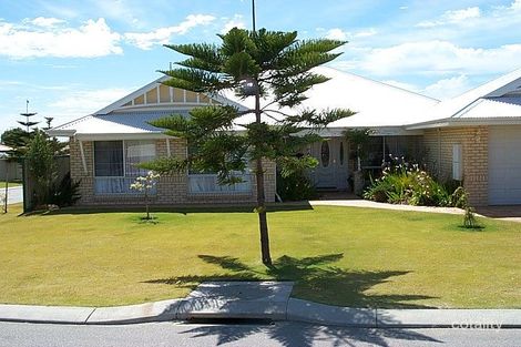 Property photo of 18 Galway Gardens Warnbro WA 6169