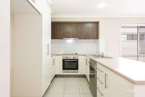 Property photo of 2/14 Chainey Court Glenvale QLD 4350