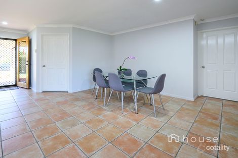 Property photo of 4 Lakes Entrance Meadowbrook QLD 4131