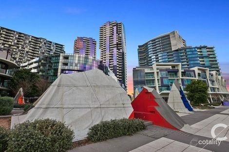 702n/241 Harbour Esp, Docklands, VIC 3008