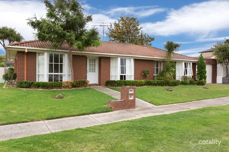 61 Kennington Park Dr, Endeavour Hills, VIC 3802