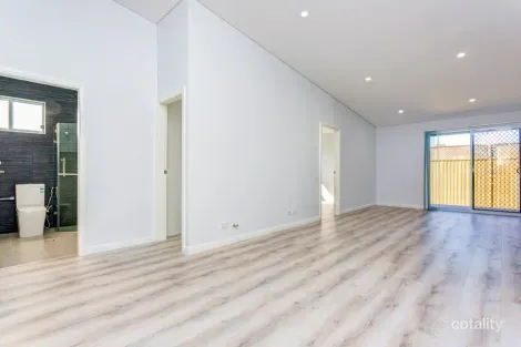 15 West St, Guildford, NSW 2161