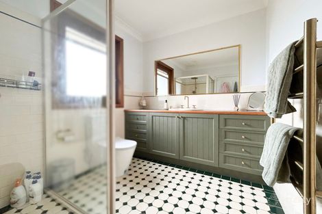 Property photo of 9 Dunna Place Glenmore Park NSW 2745
