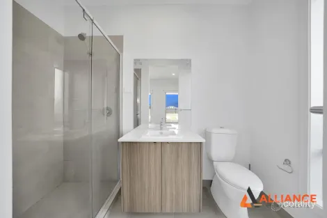 Property photo of 10 Nitre Street Manor Lakes VIC 3024