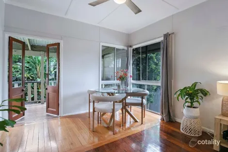 Property photo of 246 Macdonnell Road Clontarf QLD 4019