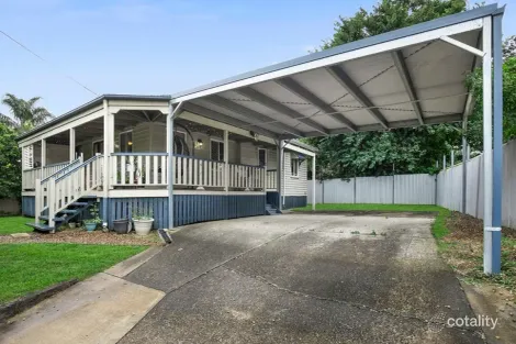 Property photo of 246 Macdonnell Road Clontarf QLD 4019