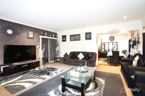 Property photo of 10 Carnation Avenue Casula NSW 2170