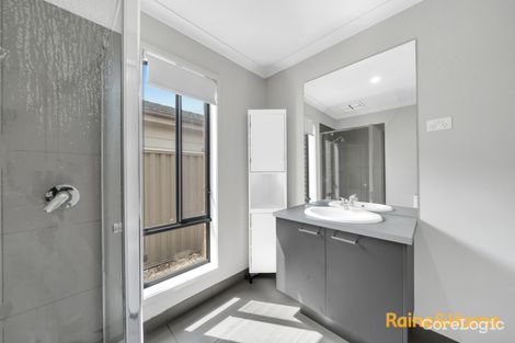 Property photo of 150 Lineham Drive Cranbourne East VIC 3977