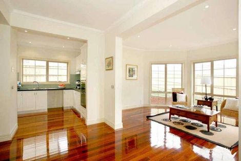 Property photo of 6 Friend Street Mont Albert North VIC 3129